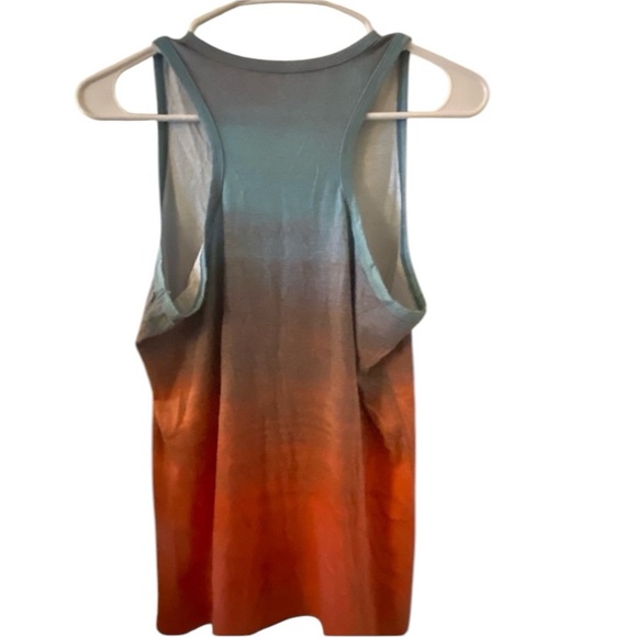 On Cruise Mode Ombre Tank Top - Picture 4 of 4